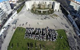 PROTESTO CONTRA PRIVATIZAÇÃO DA TAP FEZ-SE POR ESCRITO NA ALAMEDA, EM LISBOA