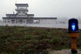 VILA REAL PREPARADA PARA RECEBER AVIÃO QUE TARDA EM DESCOLAR