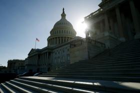 TIROTEIO JUNTO AO EDIFÍCIO DO CONGRESSO DOS ESTADOS UNIDOS