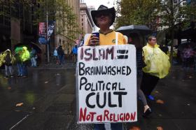 CONFRONTOS EM MANIFESTAÇÕES CONTRA ISLAMISMO EM VÁRIAS CIDADES AUSTRALIANAS