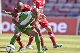 GIL VICENTE EMPATA EM CASA COM RIO AVE E FICA A SEIS PONTOS DA ZONA DE MANUTENÇÃO