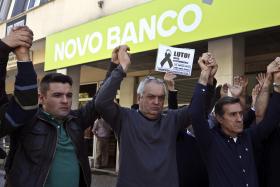 CENTO E CINQUENTA PESSOAS MANIFESTAM-SE EM POMBAL E LAMENTAM MORTE DE UM LESADO DO BES