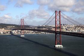 PONTE 25 DE ABRIL REABERTA AO TRÂNSITO