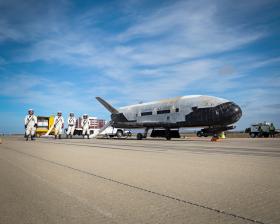 EUA LANÇAM AVIÃO ESPACIAL PARA NOVA MISSÃO COM OBJETIVOS DESCONHECIDOS