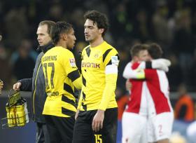 MATS HUMMELS RECUSA OFERTA DO MANCHESTER UNITED E CONTINUA EM DORTMUND