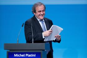 MICHEL PLATINI DIZ QUE UEFA PONDERA “ALIVIAR” PRINCÍPIO DO ‘FAIR PLAY’ FINANCEIRO