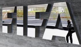 INTERPOL SUSPENDE PARCERIA COM A FIFA DEVIDO AO ESCÂNDALO DE CORRUPÇÃO