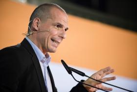 VAROUFAKIS DIZ QUE RESGATE DA GRÉCIA TEM DE “COMEÇAR DO ZERO”