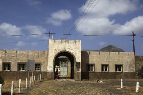 PORTUGAL AJUDA CABO VERDE A TRANSFORMAR ANTIGO CAMPO DE CONCENTRAÇÃO EM MUSEU