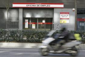 ESPANHA NOS 4 MILHÕES DE DESEMPREGADOS, O VALOR MAIS BAIXO DESDE 2010