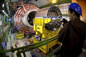 CHINA VAI CONSTRUIR MAIOR ACELERADOR DE PARTÍCULAS, COM DOBRO DO TAMANHO DO DO CERN