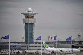 TRÁFEGO AÉREO INTERROMPIDO EM ORLY DEVIDO A FALHA INFORMÁTICA