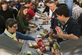 BANCOS CONTRA A FOME RECOLHERAM 2.270 TONELADAS DE ALIMENTOS NO FIM DE SEMANA