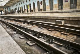 CIRCULAÇÃO NA LINHA DO NORTE COM ATRASOS DEVIDO A INCIDENTE COM COMBOIO DE CARGA