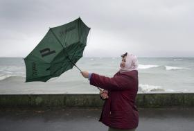 CHUVA, VENTO FORTE E SUBIDA DA TEMPERATURA MÍNIMA A PARTIR DE DOMINGO – IPMA