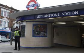 POLÍCIA BRITÂNICA INVESTIGA ATAQUE NO METRO DE LONDRES COMO “ATO TERRORISTA”