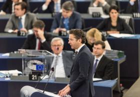 GRÉCIA: DIJSSELBLOEM DIZ QUE GOVERNO GREGO ACEITOU FMI NO PROCESSO DE AJUDA