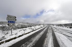 PROTEÇÃO CIVIL AVISA POPULAÇÃO PARA QUEDA DE NEVE, VENTO E AGITAÇÃO MARÍTIMA