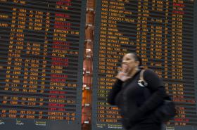 GREVE DE CONTROLADORES AÉREOS EM FRANÇA ANULA 20% DE VOOS EM CINCO AEROPORTOS