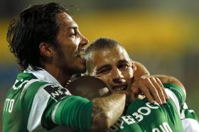 SPORTING VENCE ESTORIL-PRAIA POR 2-1 E SOBE AO PRIMEIRO LUGAR