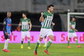 RIO AVE VENCE MARÍTIMO E AMEÇA QUINTO LUGAR DO AROUCA