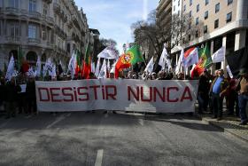 BES: EMIGRANTES LESADOS VOLTAM A MANIFESTAR-SE HOJE EM LISBOA