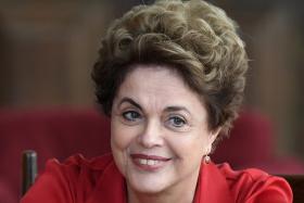 DILMA VAI HOJE AO BANCO DOS RÉUS LUTAR PELO SEU MANDATO DE PRESIDENTE DO BRASIL