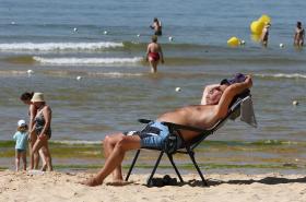 OITO DISTRITOS DO CONTINENTE E MADEIRA SOB ‘AVISO AMARELO’ DEVIDO AO TEMPO QUENTE