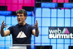 WEB SUMMIT:: LIGAÇÃO EM “WI-FI’ FALHA A PADDY COSGRAVE NA ABERTURA