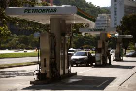 PETROBRAS TEM LUCRO DE 84,5 MILHÕES DE EUROS NO SEGUNDO TRIMESTRE