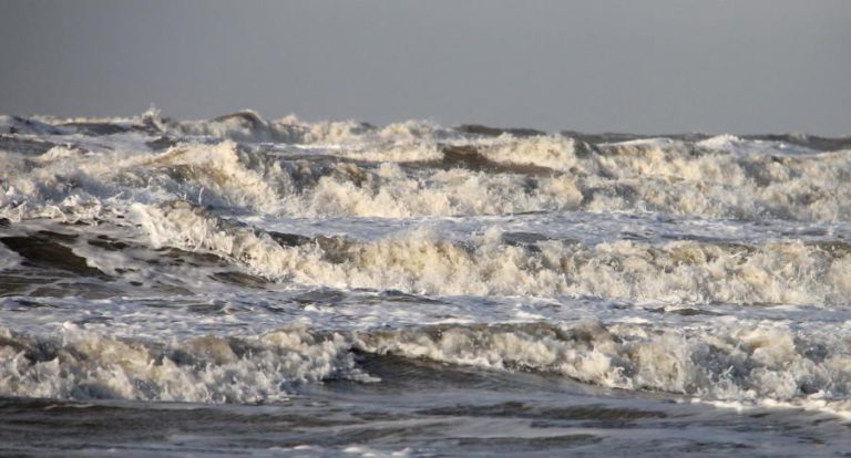 ENERGIA DAS ONDAS EM CABO VERDE PODE ABASTECER VÁRIAS ILHAS