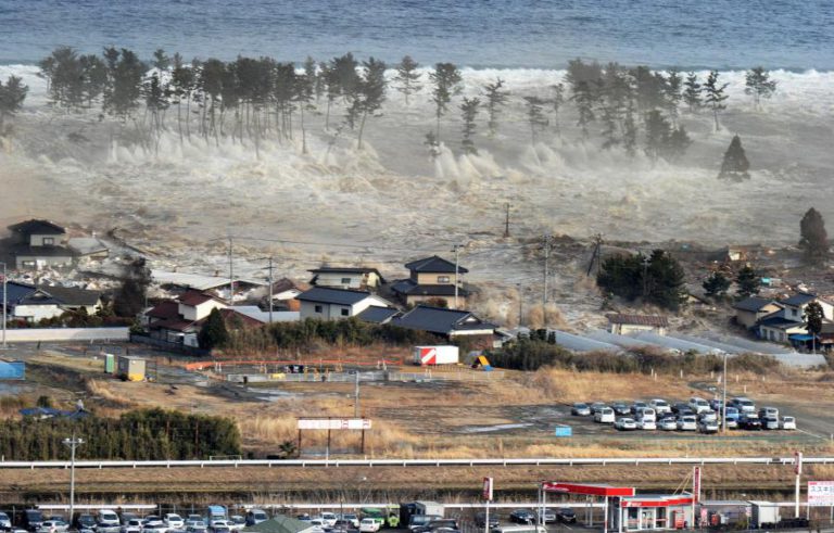 JUSTIÇA ORDENA COMPENSAÇÃO DE RESIDENTES AFETADOS POR ACIDENTE NUCLEAR DE FUKUSHIMA