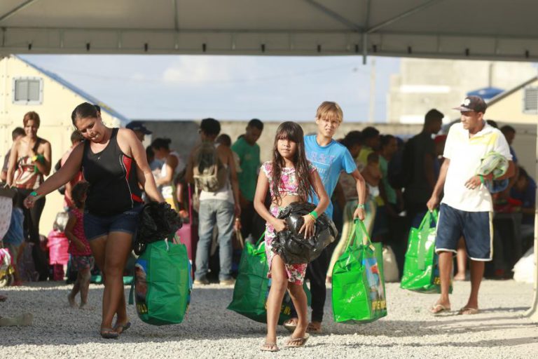 CERCA DE 3,4 MILHÕES DE PESSOAS SAÍRAM DA VENEZUELA DESDE O INÍCIO DA CRISE