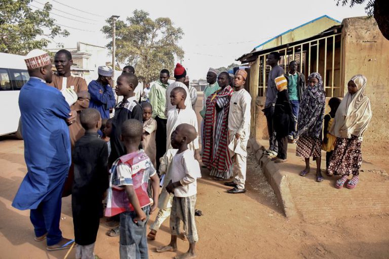 MAIS DE 84 MILHÕES DE NIGERIANOS ELEGEM HOJE PRESIDENTE, DEPUTADOS E SENADORES