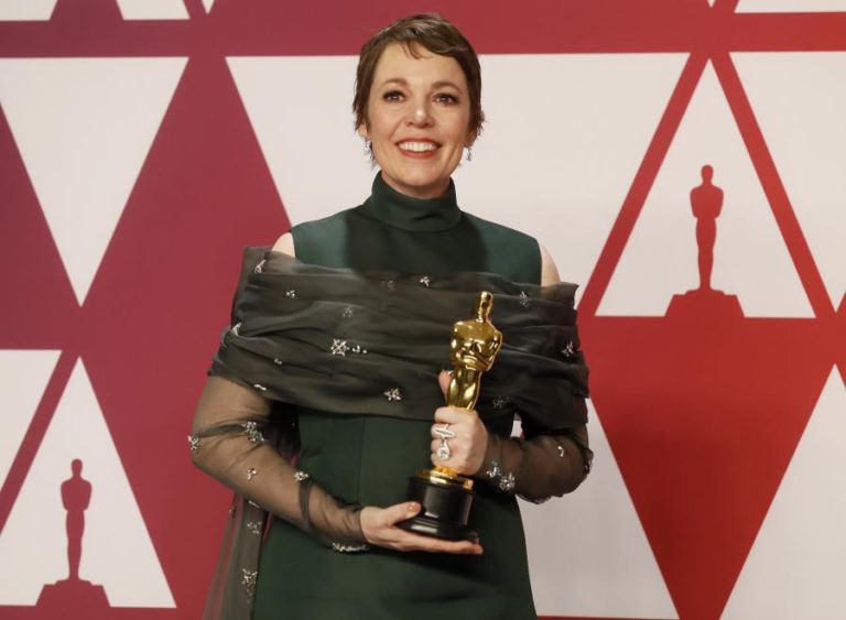 OLIVIA COLEMAN VENCE ÓSCAR DE MELHOR ATRIZ