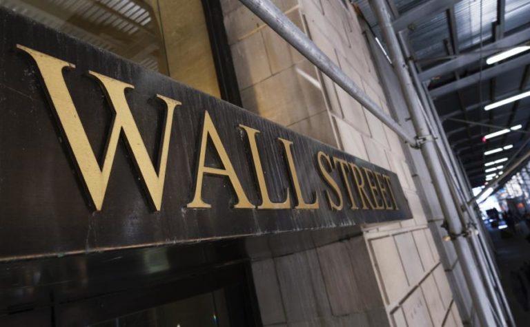 WALL STREET FECHA SEM RUMO MAS COM NOVO RECORDE DO NASDAQ