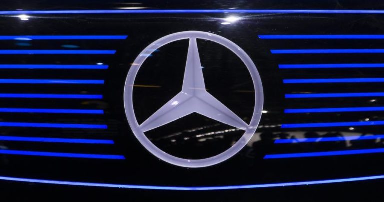 AMAZON TORNA-SE NO PRINCIPAL CLIENTE DE VEÍCULOS ELÉTRICOS MERCEDES-BENZ