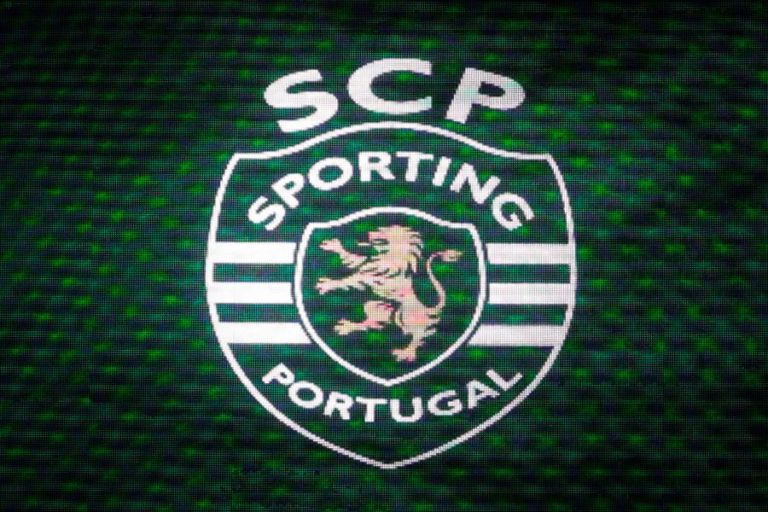 COVID-19: TRÊS JOGADORES DO SPORTING TESTARAM POSITIVO