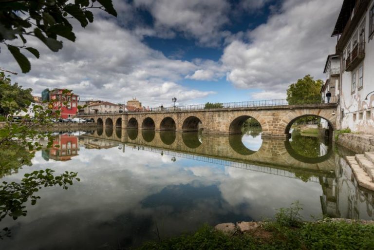 ELEITORES DE CHAVES DECIDEM HOJE EM REFERENDO REABERTURA AO TRÂNSITO DA PONTE ROMANA