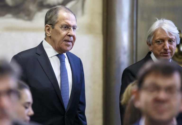 NAVALNI: LAVROV CANCELOU VISITA A BERLIM PLANEADA HÁ UM ANO