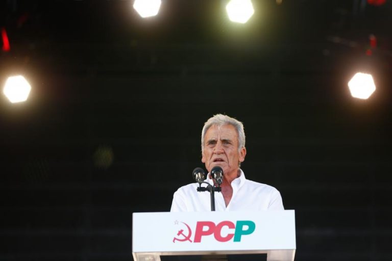 PRESIDENCIAIS: PCP REÚNE COMITÉ CENTRAL NO SÁBADO