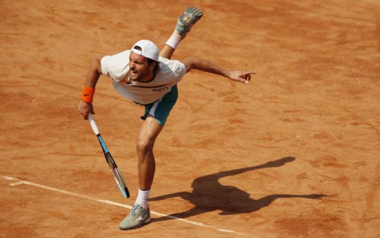 JOÃO SOUSA ELIMINADO NA PRIMEIRA RONDA DO ‘QUALIFYING’ DO TORNEIO DE HAMBURGO