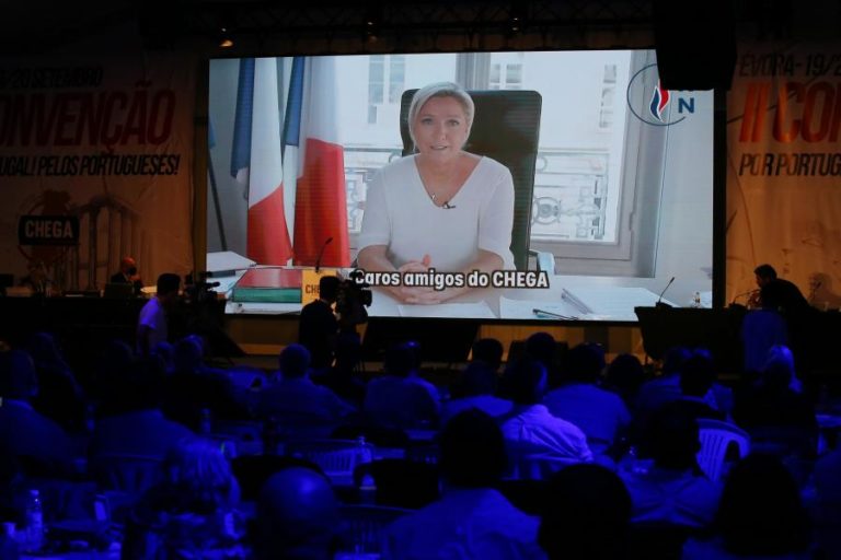 PRESIDENCIAIS: VENTURA E LE PEN JUNTOS EM LISBOA NO INICÍO DA CAMPANHA ELEITORAL