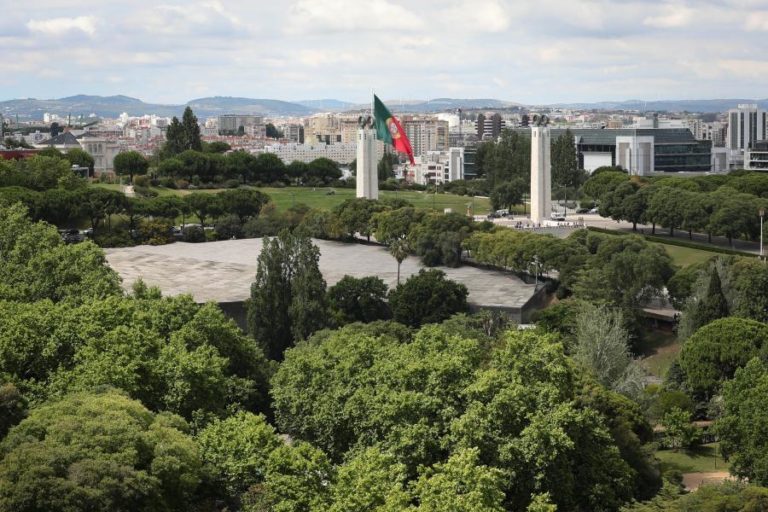 Reabilitação de pavimentos e drenagem do Parque Eduardo VII começa segunda-feira