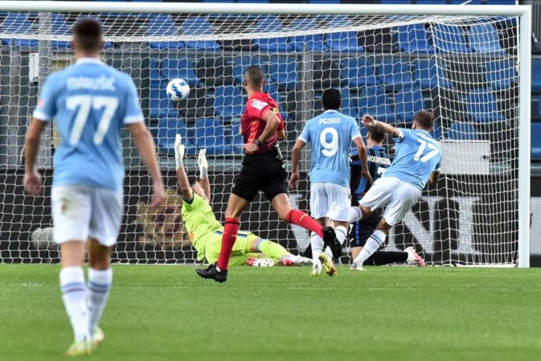 Atalanta resgata empate com a Lazio aos 90+4 minutos