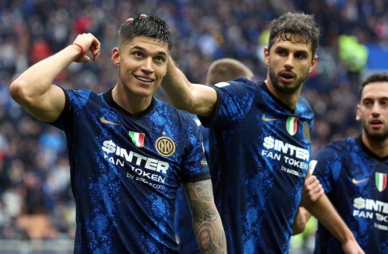 Inter Milão vence com ‘bis’ de Correa e reforça terceiro lugar da Liga italiana