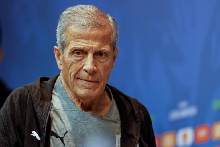 Óscar Tabárez deixa comando da seleção do Uruguai ao fim de 15 anos