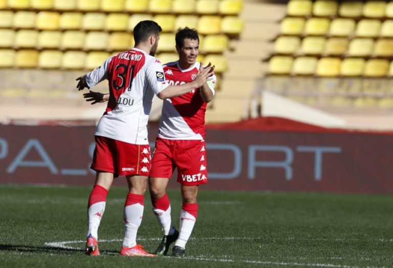 Mónaco recupera de desvantagem de dois golos e empata com campeão Lille