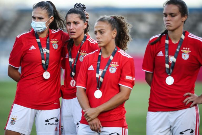 Benfica perde com Häcken e cai para último do Grupo D da ‘Champions’ feminina