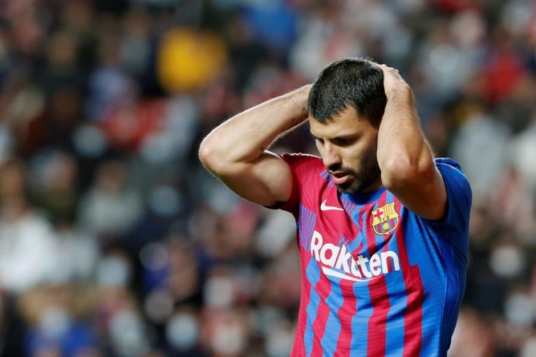 Sergio Agüero desfalca FC Barcelona por três meses devido a lesão